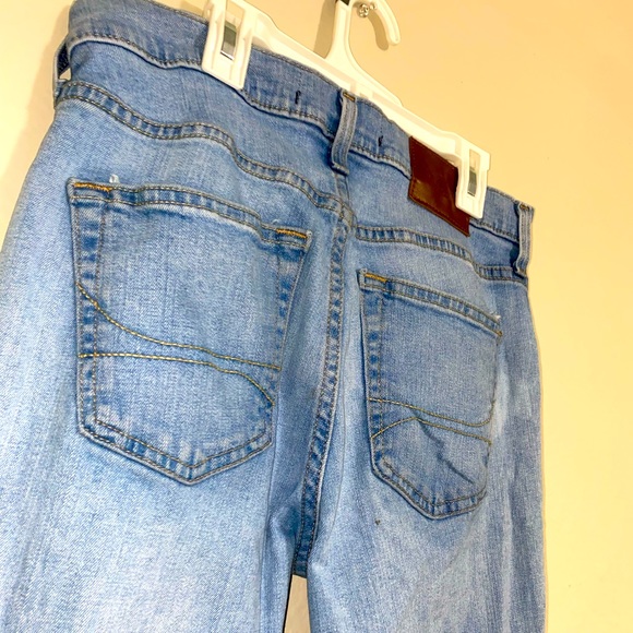 Hollister Light Blue Ripped Jeans W28 L30 Slim Straight - Picture 6 of 8